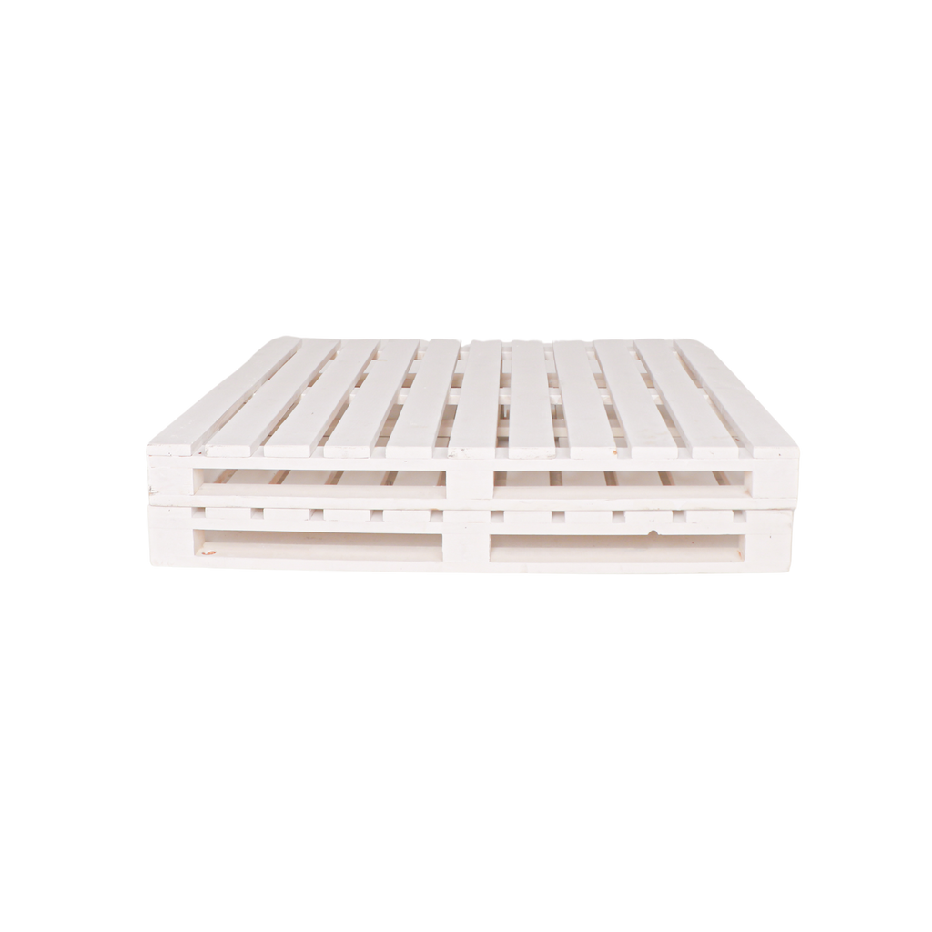 White Pallet